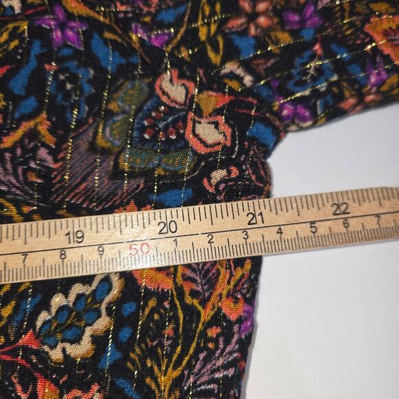 Dear John Womens Medium Top Flowy Colorful Dark Floral Leaves Nature Whimsygoth - Picture 9 of 10